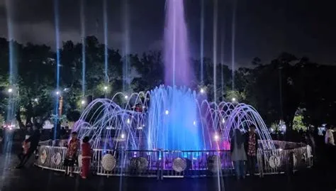 Alun-alun Malang, Tempat Asik Wisata Malam di Kota Malang - TIMES Indonesia