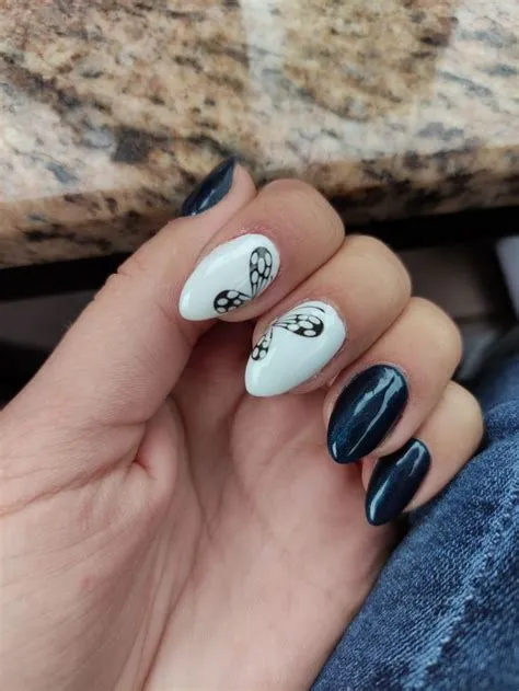 av Koli Edreva på мойте нокти