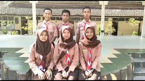 VIDEO DOKUMENTER PASKIBRA SMAN 4 JEMBER #KELOMPOK3 - YouTube