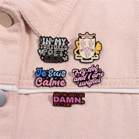 Taylor Swift ‘I’m Just Like Damn Its 7am’ Enamel Pin – Distinct Pins