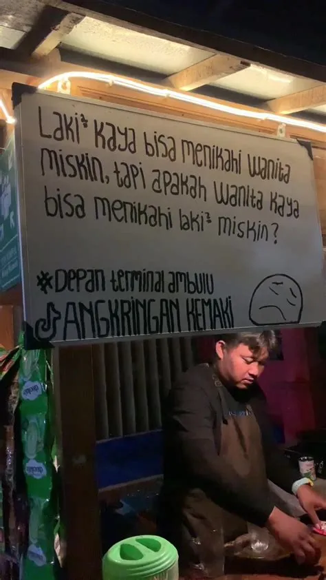 1001 Angkringan Kemaki di Depan Terminal Ambulu | TikTok