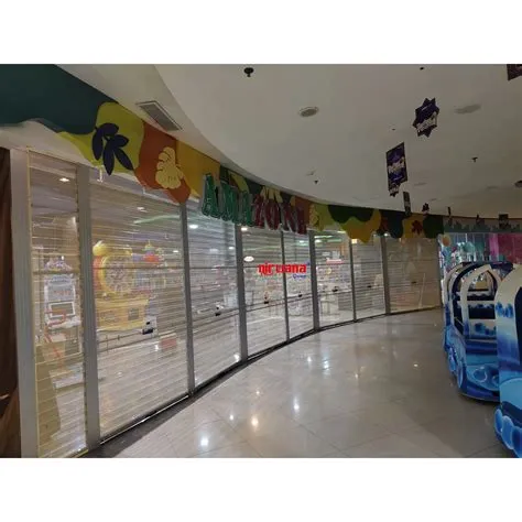 Pemasangan Rolling Door One Sheet Full Perforated di Amazone Lippo Mall ...