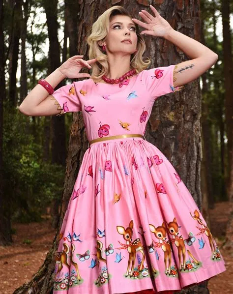 The Pinup Fashion Style Guide - Her Style Code