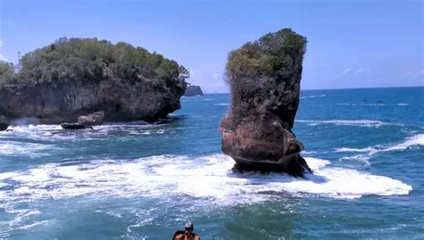 Menengok Wisata Puncak Pantai Baban Gede Pacitan yang Tahun Ini akan ...