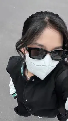 oleh Cyibeleee di Gambar | Fotografi wanita, Kacamata hitam wanita ...