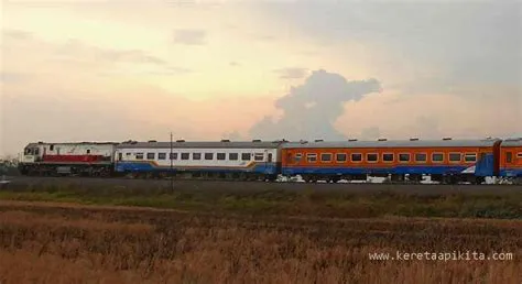 jadwal kereta api ekonomi ac jakarta malang - Ian McDonald