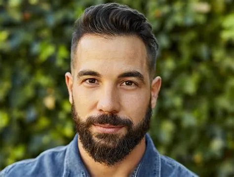 15 Stunning Beard Styles for Diamond-Shaped Faces