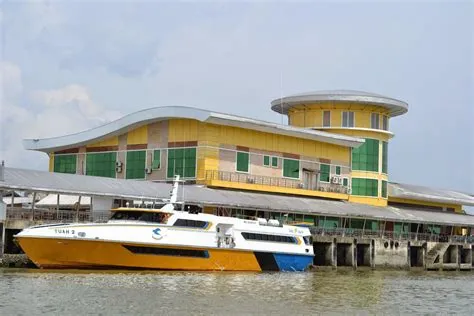 Pulau Karimun Tanjung Balai, Indonesia. - Kelantan Backpacker