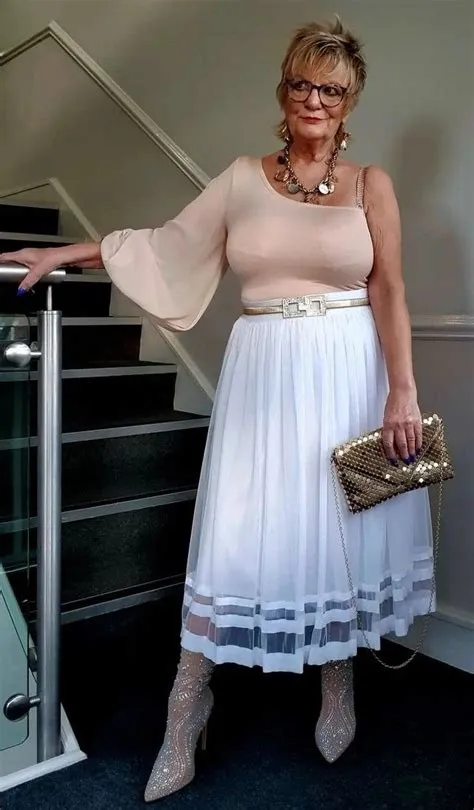 von Ernst Mayerl auf Schnellgemerkte Pins in 2025 | Schöne frauen ...