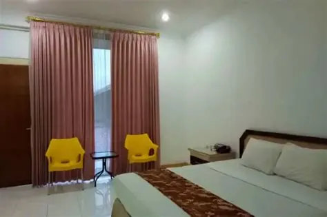 10 Hotel Pilihan Dekat Stasiun Jember, Murah loh!