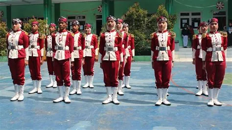 JUARA UMUM!! PASKIBRA SMPN 12 BEKASI 12 A LKBB TELEGRAF 4.0 - YouTube