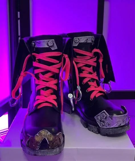 von brandon rios auf cccccccc | Schuhe, Kreativität