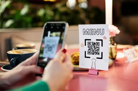 How to use QR code menus to improve restaurant service - Clover Blog