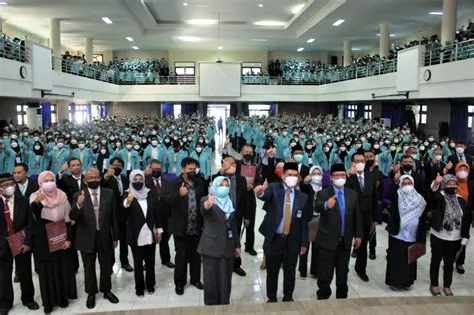 Welcoming New Students, FKIP UNS Held PKKMB Today – FKIP UNS