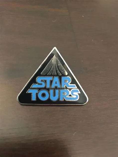 RARE VINTAGE STAR TOURS Triangle 1989 ORIGINAL ISSUE DISNEY Metal PIN ...