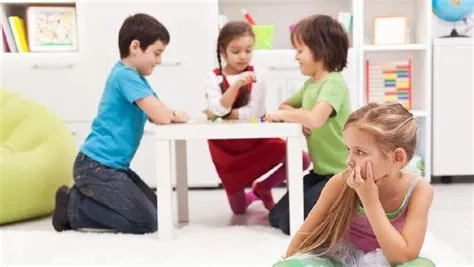 Bunda Perlu Tahu, Ini Perbedaan Anak Introvert dan Ekstrovert