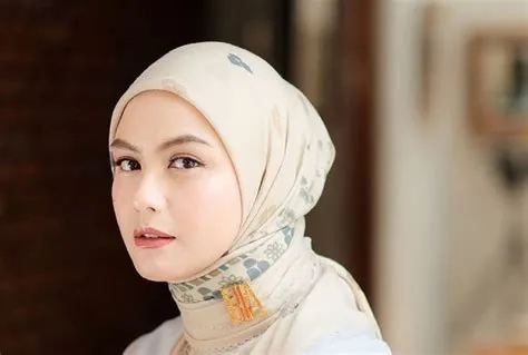 Wanita Berjilbab Tercantik